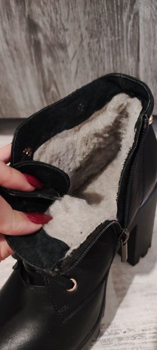 Зимові чобітки жіночі на каблуці