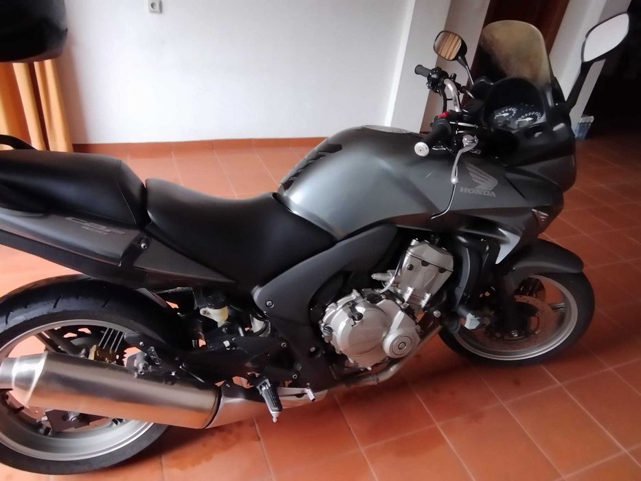 Moto Honda CBF 600SA