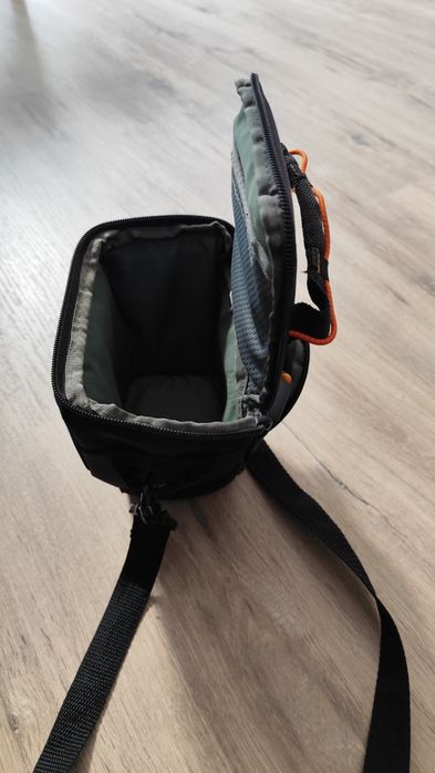 Bolsa para câmara fotográfica DSLR/mirrorless