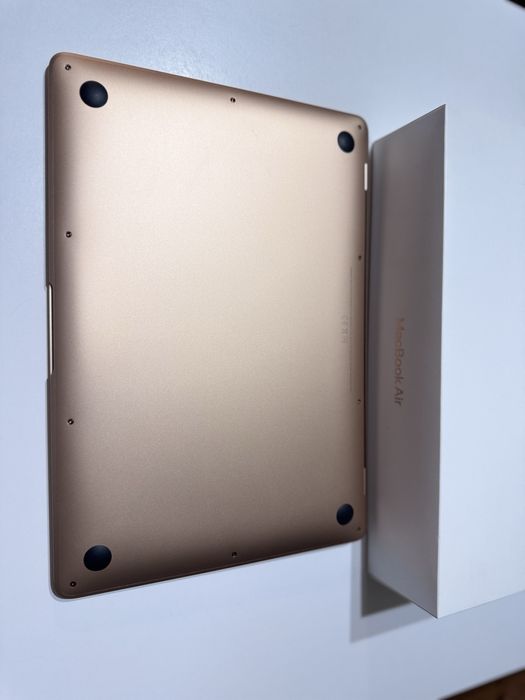 Macbook  air 13 (2020)