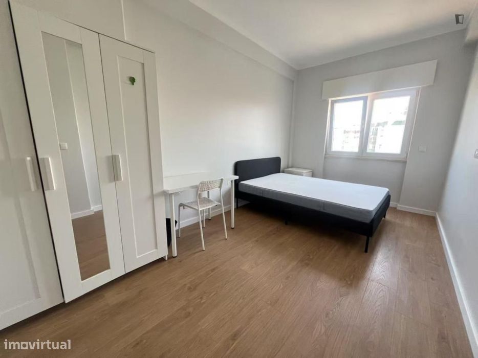 Quarto - localizado em Lisbon