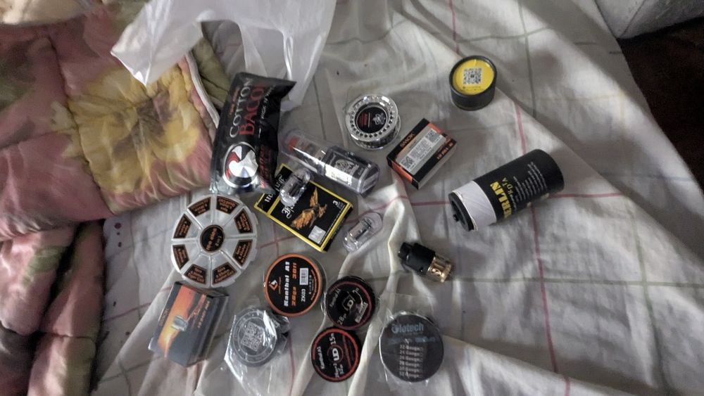 Material eletrónico