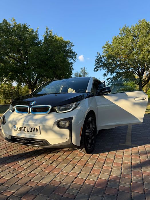 BMW i3 2014 року: віддам в добрі руки за 9500$ ДЗВОНІТЬ АБО ПИШІТЬ В МЕСЕДЖЕР