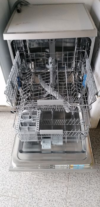 Máquina de lavar loiça de encastrar