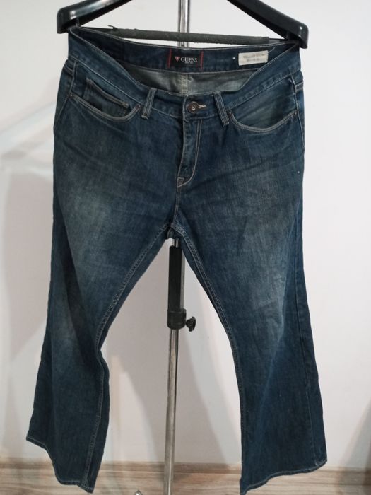 Spodnie Guess rozmiar 44