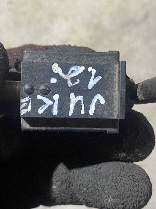 Клапан соленоїд регулювання заслонки EGR Nissan Juke F15 Qashqai J11 Renault Megane 8200603558 / 70134303
