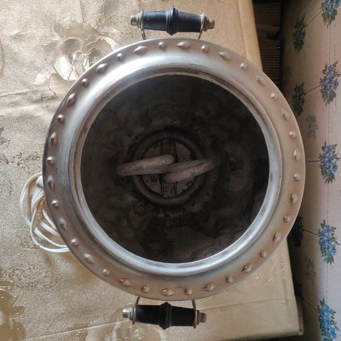 Продам электрический самовар.
