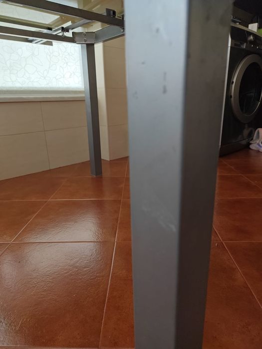 Mesa cozinha em vidro temperado e extensível