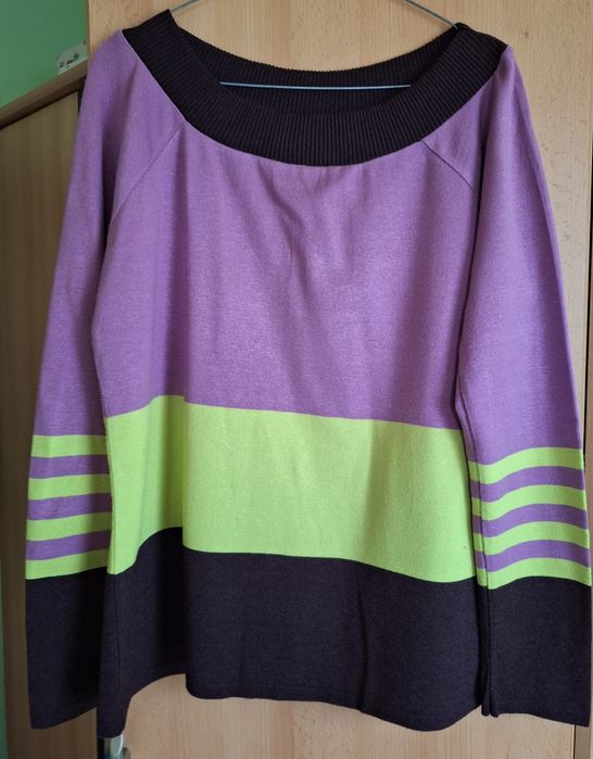 Rewelacyjny cienki sweterek