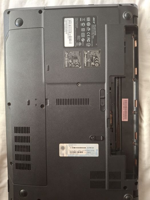 Acer Travelmate 5735