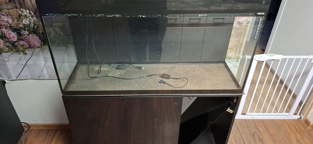 Akwarium 260l z szafką