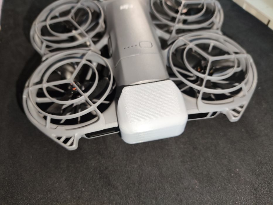 Pudełko, uchwyt do paska DJI Neo 2