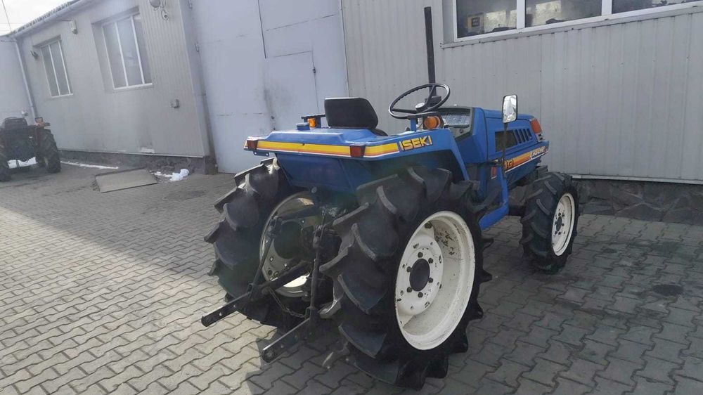 Traktorek Iseki Landhope TU240