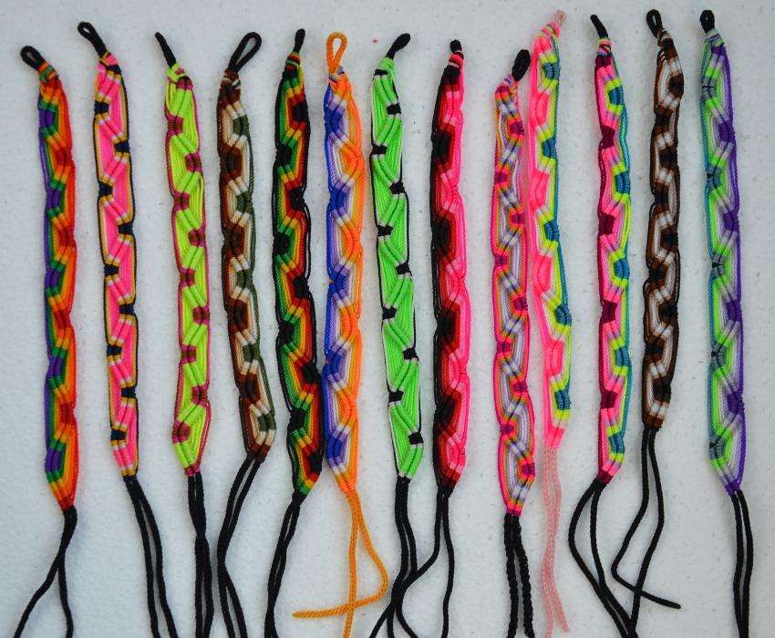 Oryginalne eleganckie peruwiańskie ręcznie robione bransoletki