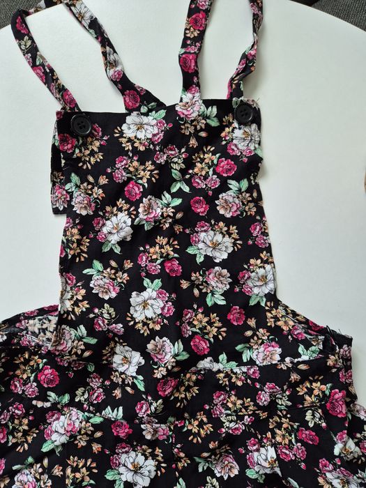 Cienki kombinezon ogrodniczki w kwiaty Tally Weijl 34 używane