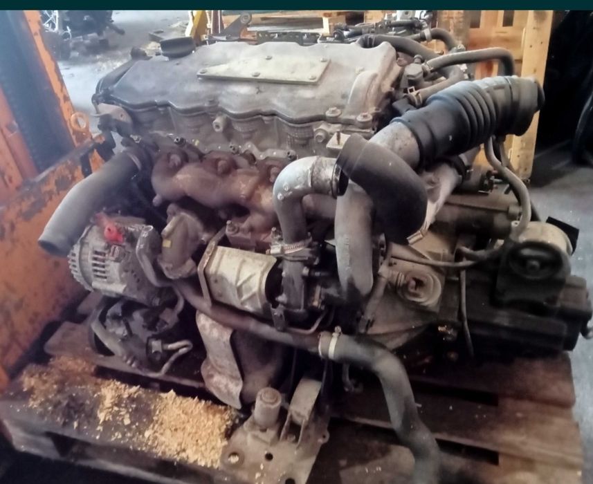 REf11B motor Nissan Almera 2.2 diesel com avaria na bomba, com caixa
