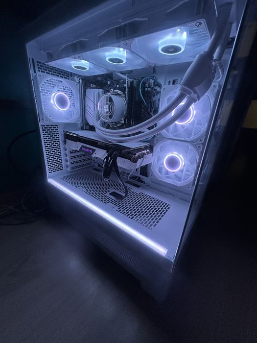 Wydajny bialy komputer | ryzen 5 5600 | rtx 2080 super
