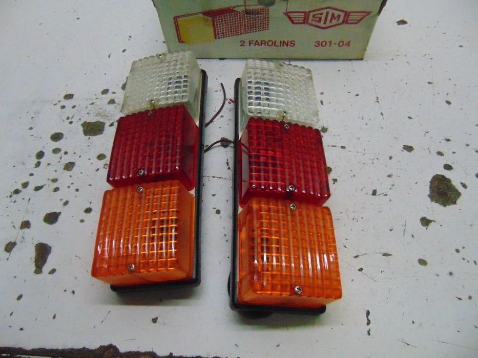 Antigos pick up/jipes e outros farolins