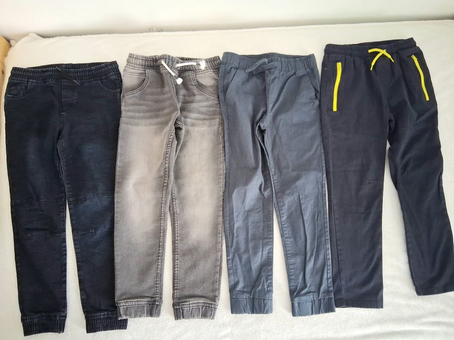 4 x spodnie chłopięce 134 joggery jeansowe