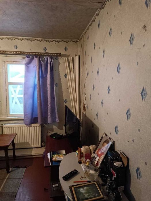 Продаю добротный дом в живописном р-не г Мерефа всё рядом