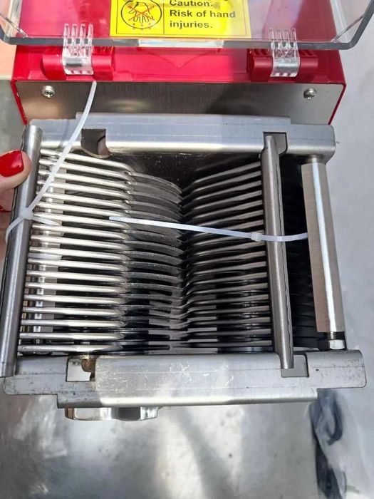 Слайсер, слайсер для нарізання мяса на смужки, шпигорізка, ломтерезка