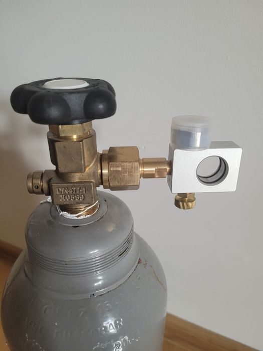 Butla Co2 z przetoczką do nabijania niebieskiej butli soda stream