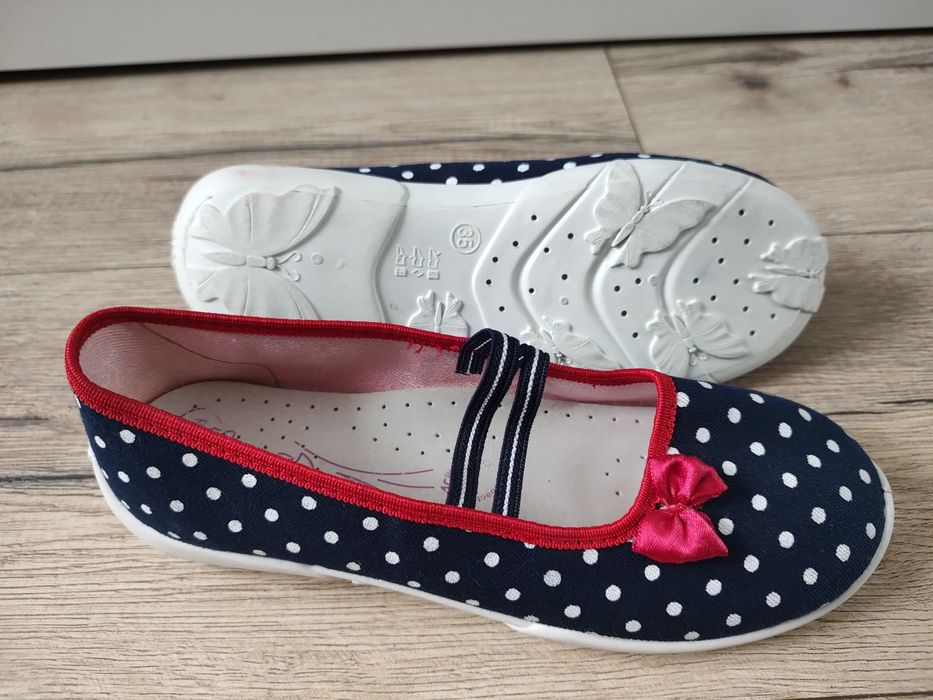 Kapcie /balerinki tekstylne Renbut 35