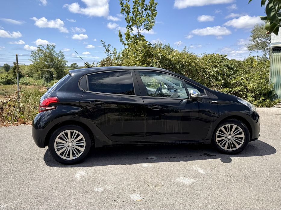 Peugeot 208 1.2 PureTech 2018