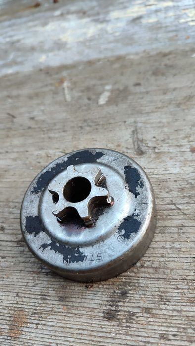 Продам бензопилу Oleo Mak GS 35