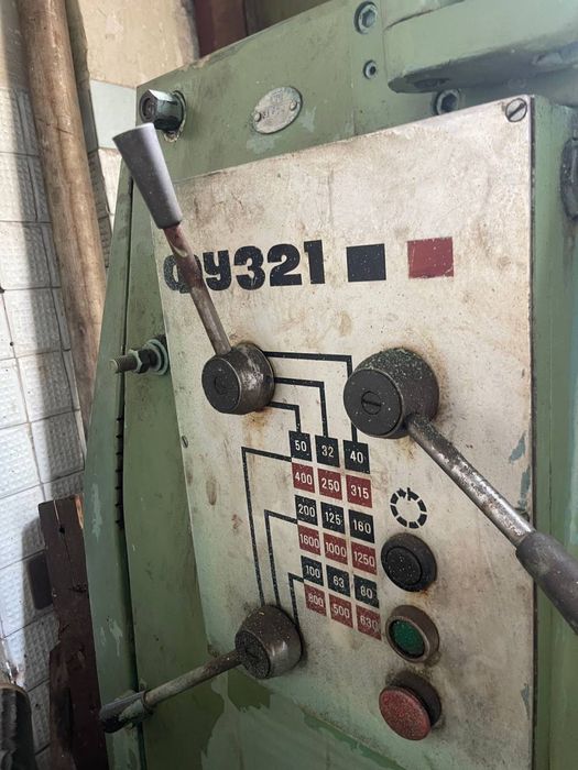 Фрезерный универсальный станок  Фу 321 в  идеальном состоянии