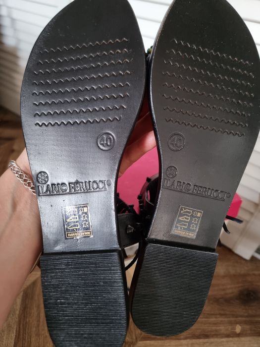 Sandały czarne skóra naturlana 40 koraliki