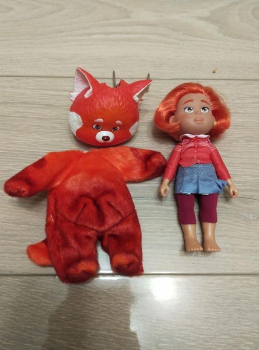 Кукла Deluxe Meilin. Делюкс кукла Мейлин  фильм "Я краснею"