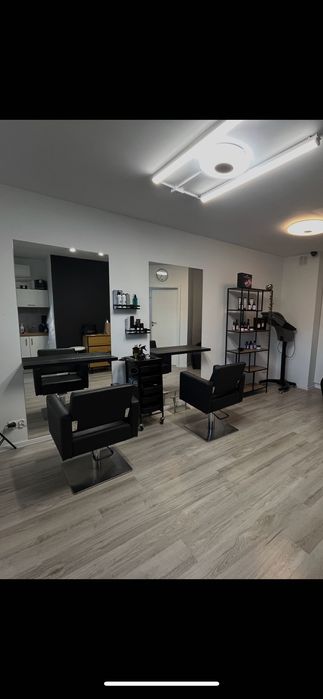 Odstąpię najem salonu fryzjerskiego