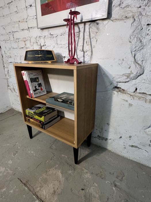 Piekna mała biblioteczka szafka na winyle prl vintage retro