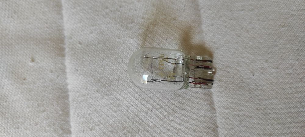 Lâmpada halogenéo w21/5w