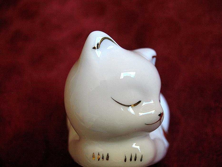 Kot - mały kotek z porcelany - Figurka - 5 x 10 x 5 cm