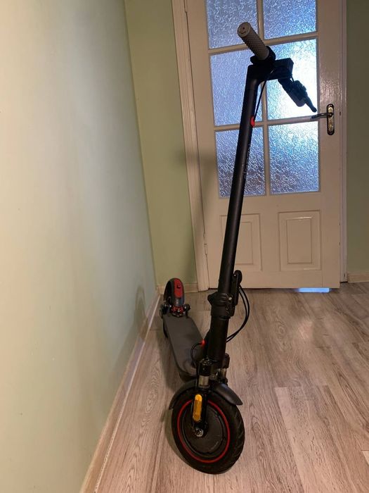 Продам електросамокат kugoo M365 pro max