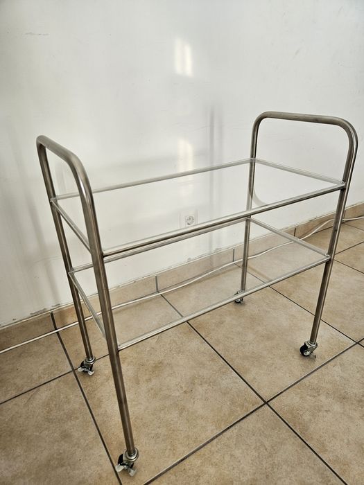 carrinho de inox e acrílico