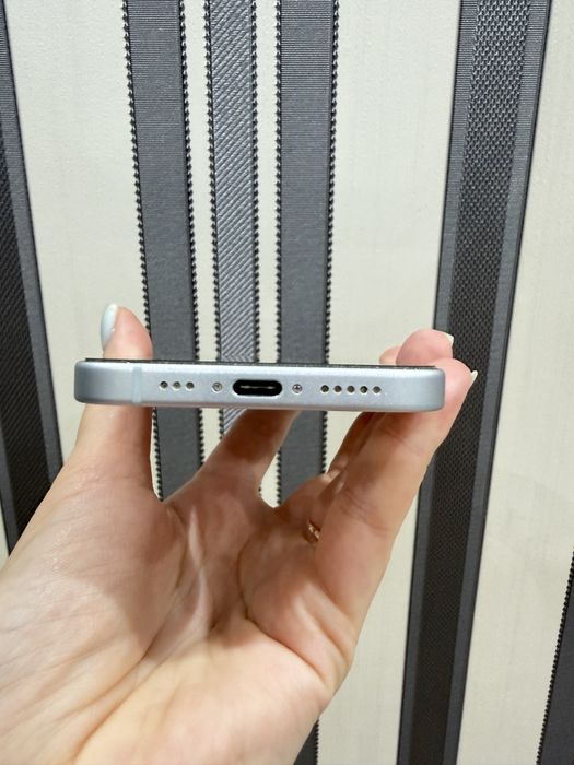 Iphone 15/128 GB