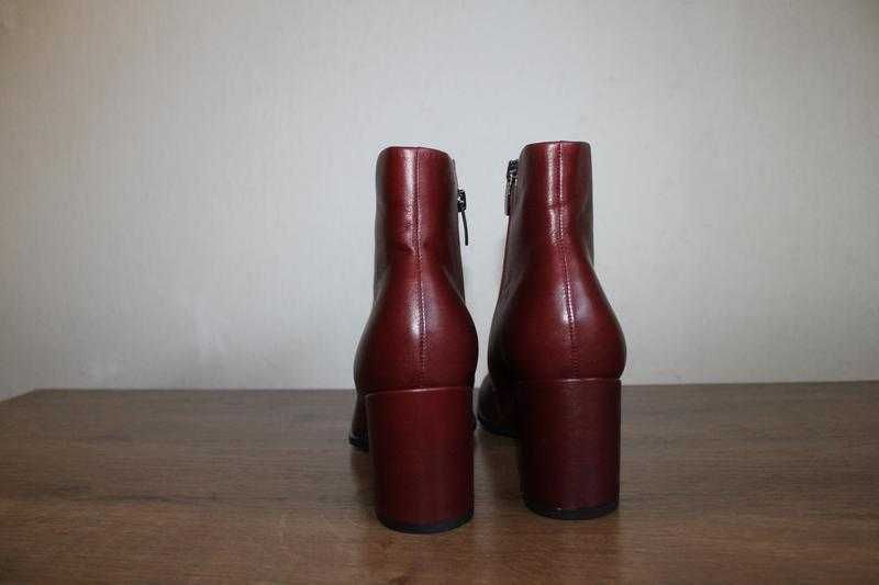 Шкіряні ботильйони Ecco Shape 60 Squared 40 розмір