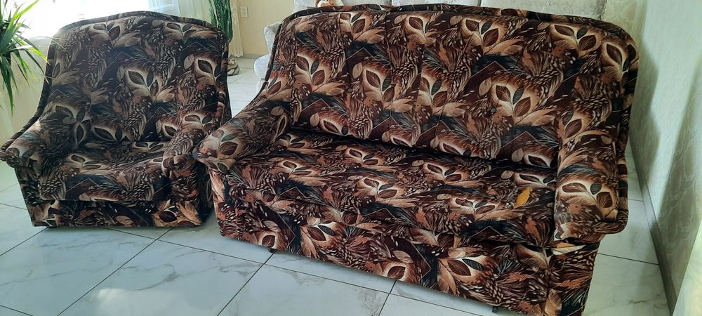 Диван з двома кріслами