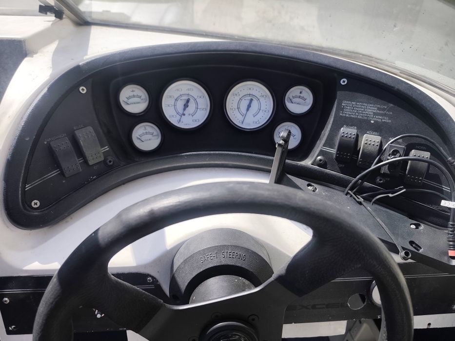Łódź Wellcraft Excel 20sl plus przyczepa