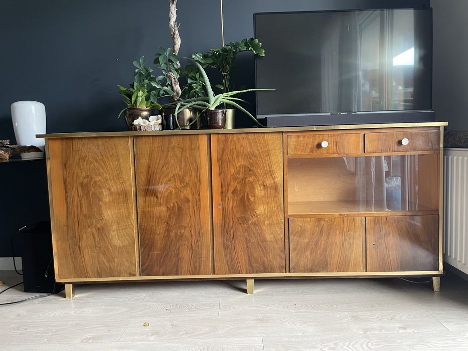 Komoda retro z lat 50tych. Piekne drewno.