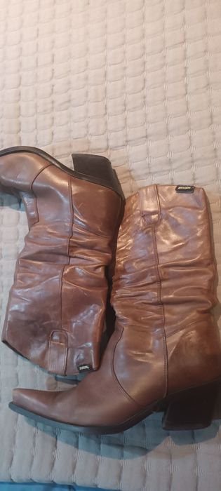 Botas Mustang castanhas