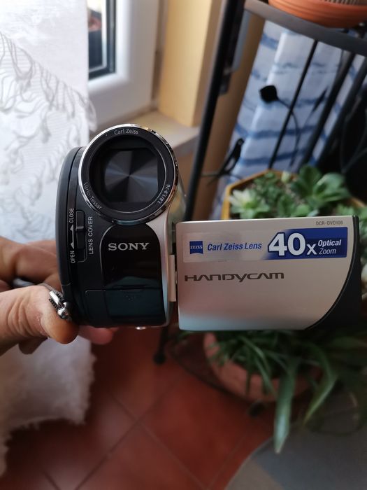 Sony DCR-DVD106E