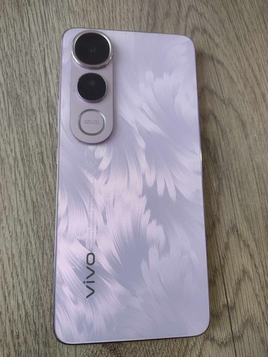 Telefon Vivo V50 lite