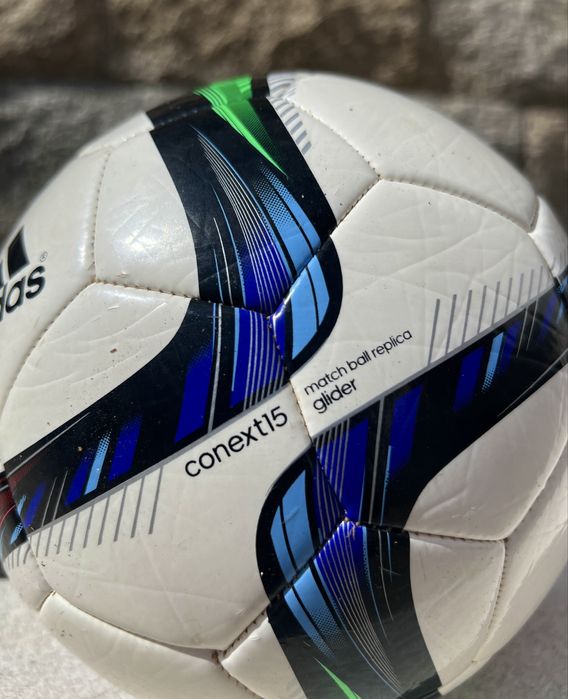 Bola de futebol Adidas