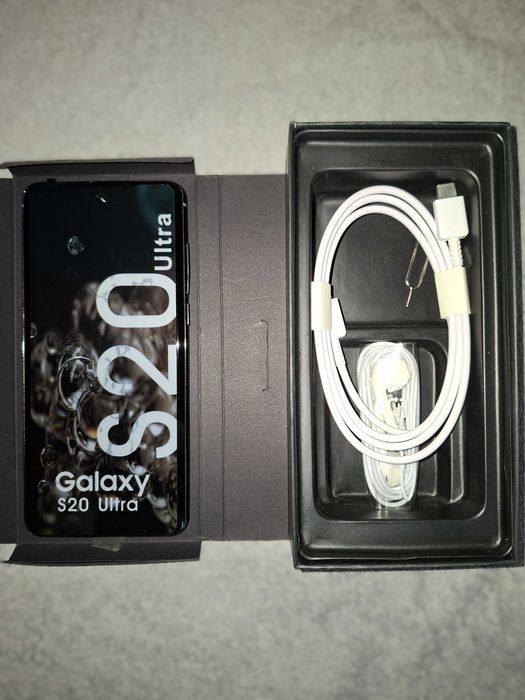Смартфон Samsung Galaxy S20 Ultra 5G 16/512Gb Cosmic Black 5000 мА·год