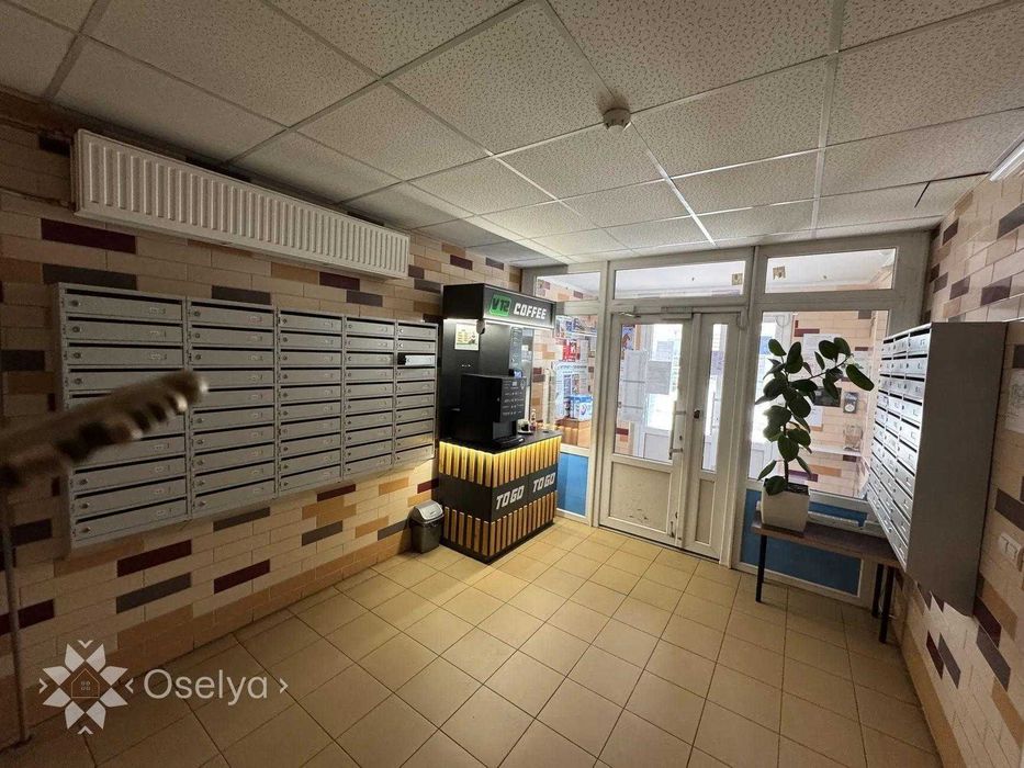 Продаж 1 кімнатної квартири з ремонтом в Києві ЖК Патріотика Русової Дарницький Осокорки Позняки