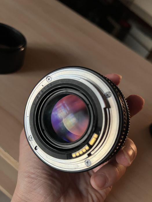 Обьектив Canon 50mm f1.4